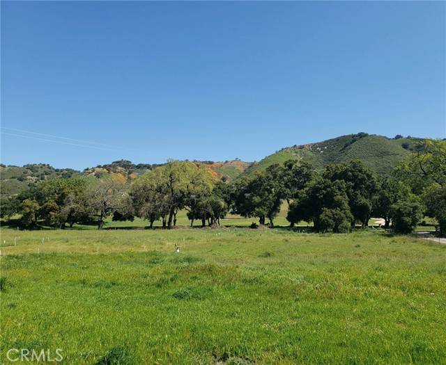 Arroyo Grande, CA 93420,8064 Huasna RD