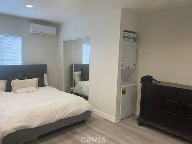 Encino, CA 91316,5907 Zelzah ST
