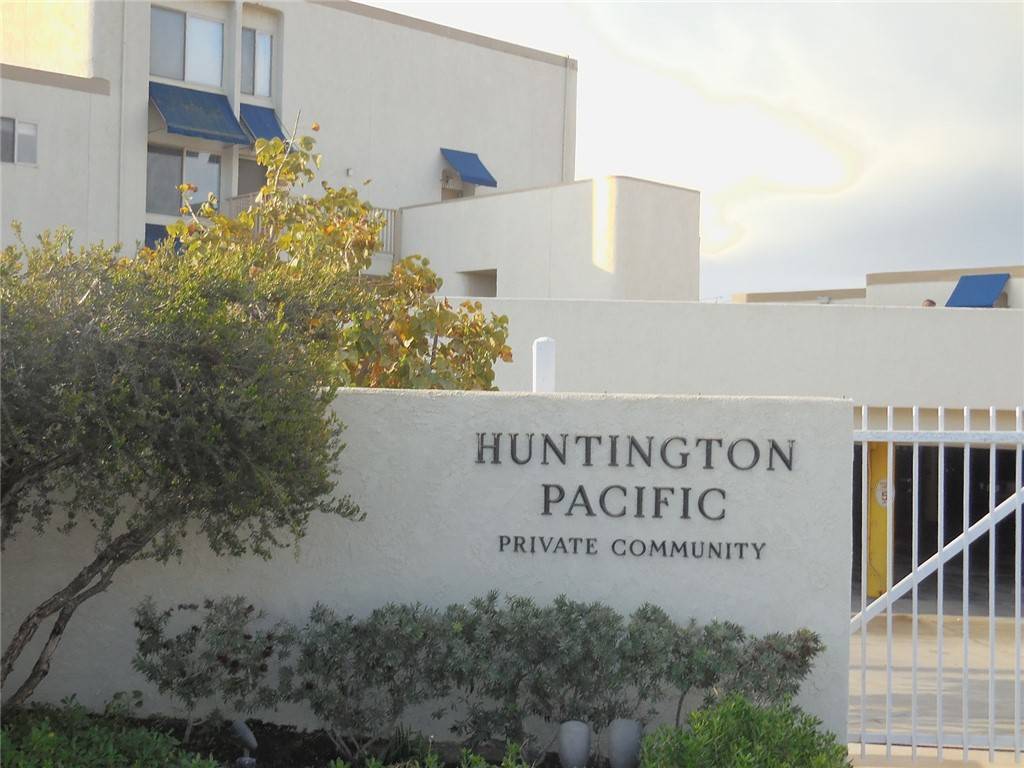Huntington Beach, CA 92648,711 Pacific Coast HWY 216