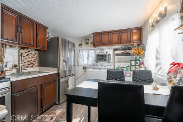 Cudahy, CA 90201,4523 Cecilia st 2