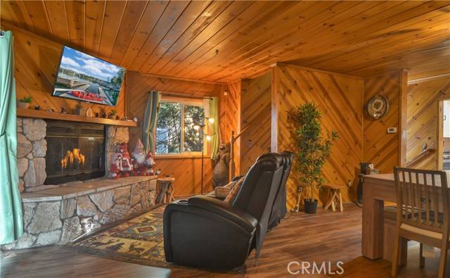 Crestline, CA 92325,1003 Toll House