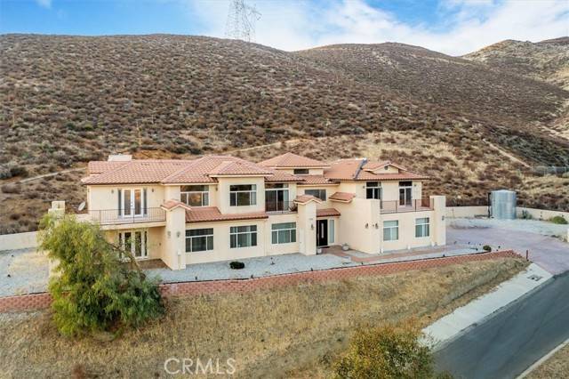 Agua Dulce, CA 91390,9455 Hierba RD
