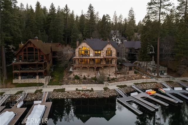 Lake Arrowhead, CA 92352,27615 Meadow Bay DR