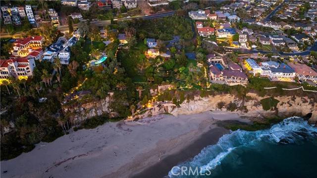 Laguna Beach, CA 92651,32221 Coast HWY