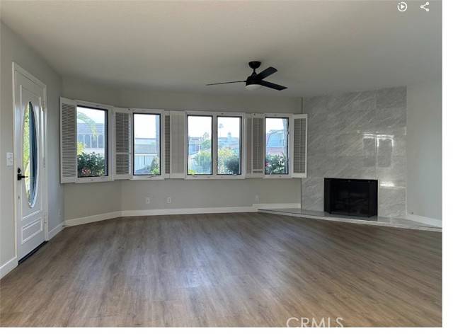 Corona Del Mar, CA 92625,607 Marguerite A