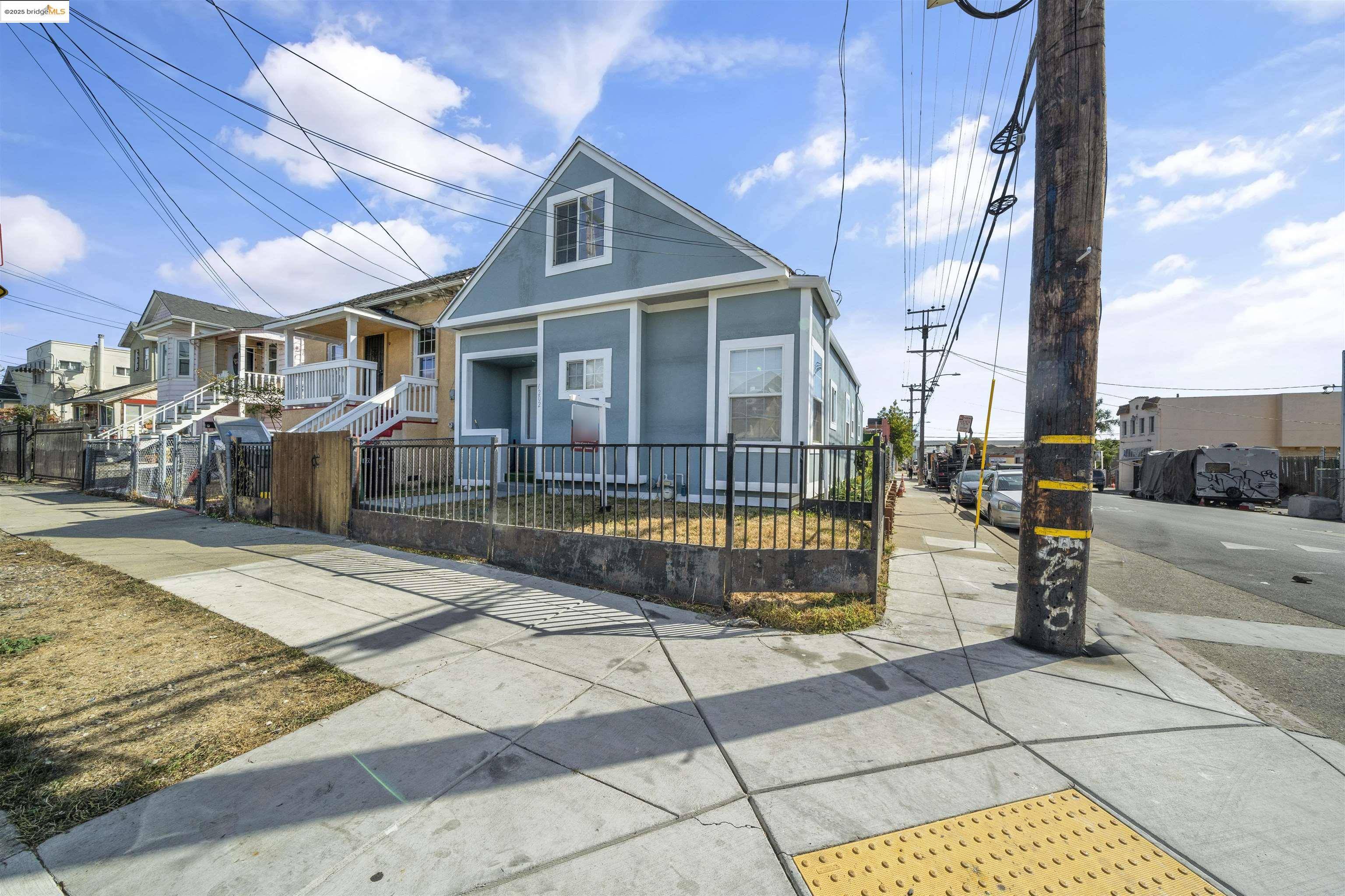 Oakland, CA 94601,1202 51St Ave