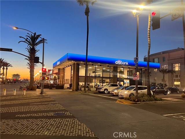 Hermosa Beach, CA 90254,81 Pier AVE