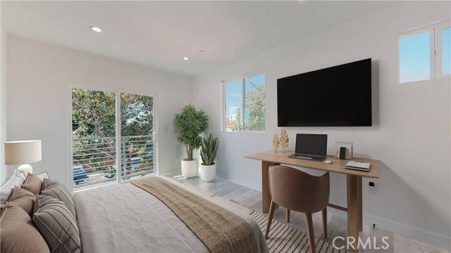 Los Angeles, CA 90026,236 N Burlington