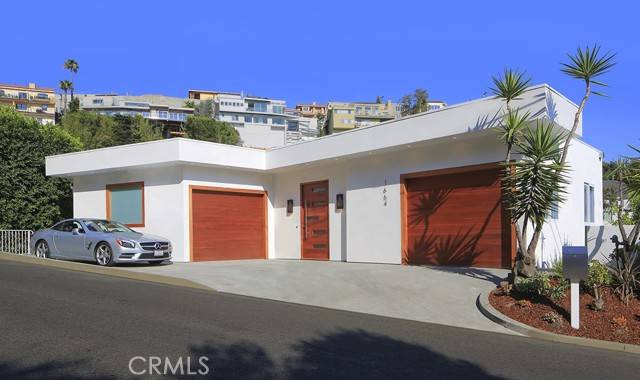 Los Angeles, CA 90069,1664 Sunset Plaza DR