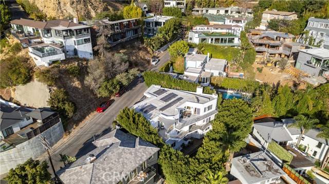 Los Angeles, CA 90069,1664 Sunset Plaza DR