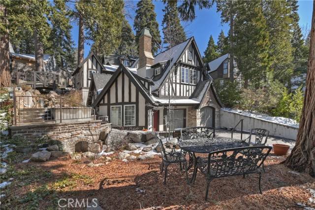 Lake Arrowhead, CA 92352,313 John Muir RD