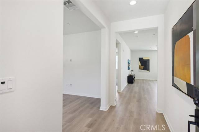 Highland, CA 92346,7994 Campania RD