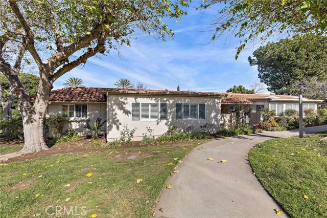 Laguna Woods, CA 92637,3011 Via Buena Vista Q