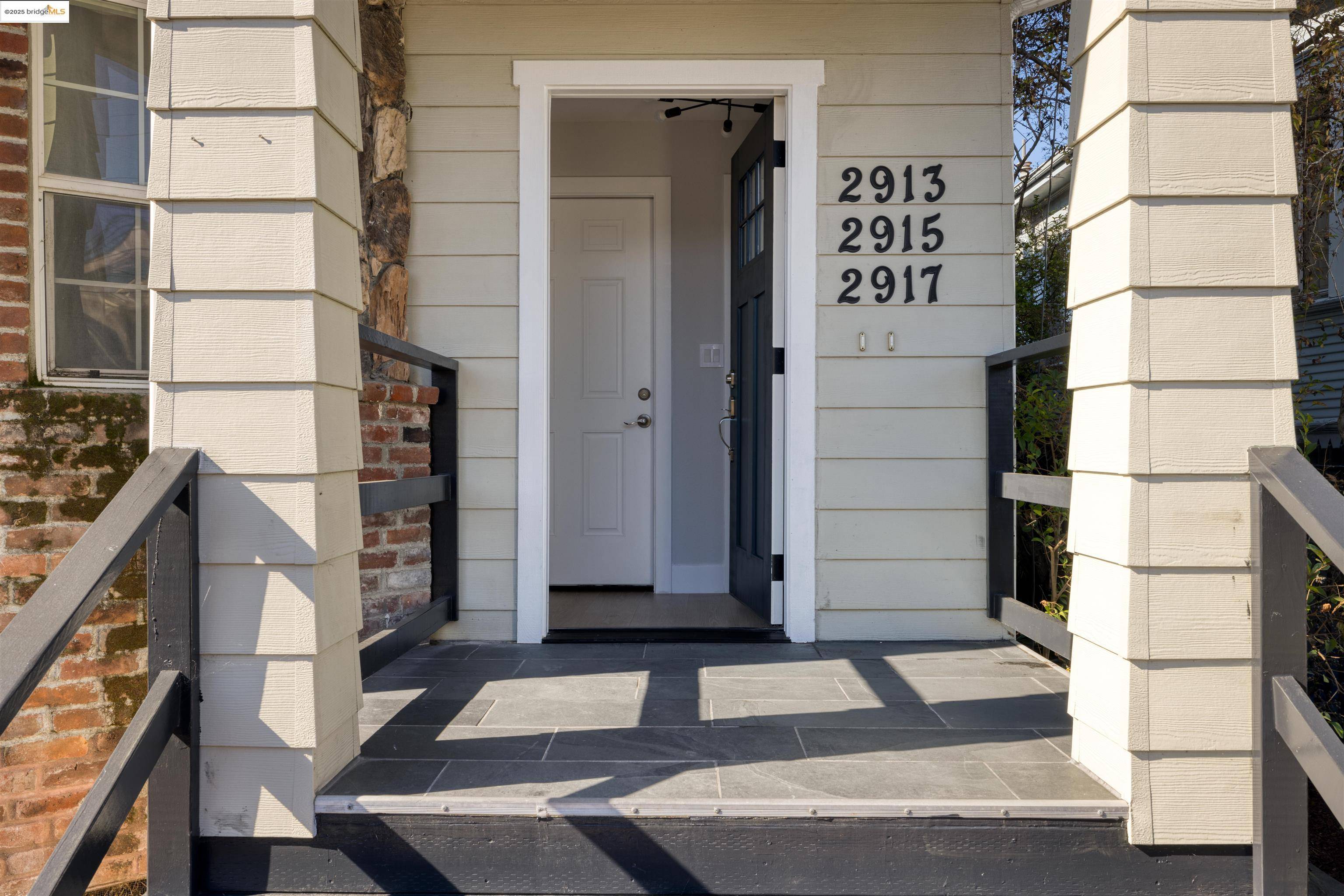 Oakland, CA 94608,2915 Filbert St