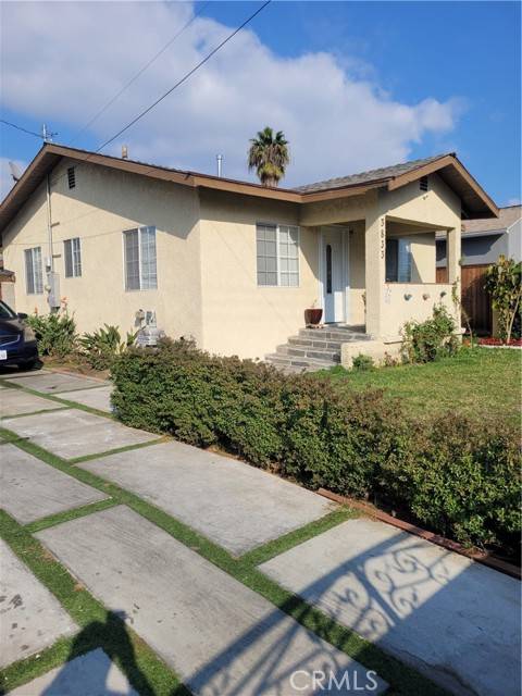 Huntington Park, CA 90255,3833 Olive ST