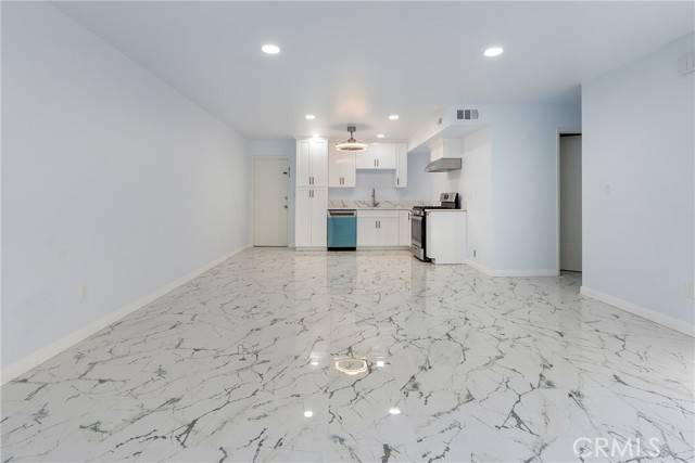 Duarte, CA 91010,1434 Highland AVE 6