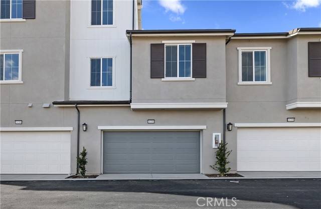 Chino, CA 91708,16184 Spicebush LN