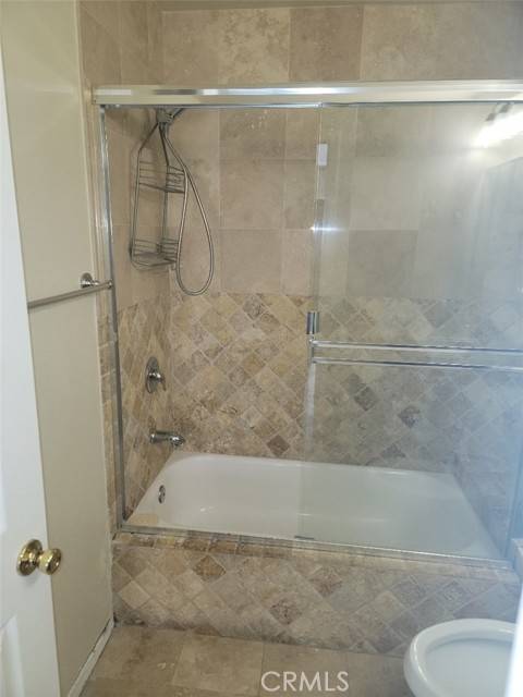 Tarzana, CA 91356,18350 Hatteras ST 104