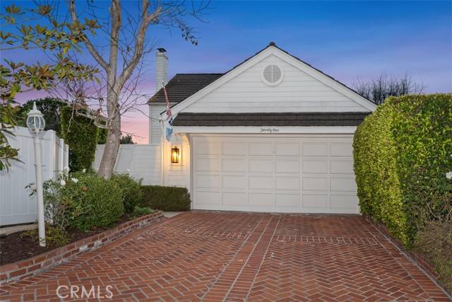 Laguna Niguel, CA 92677,21 Champney PL