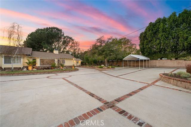 Chatsworth, CA 91311,10627 Variel AVE