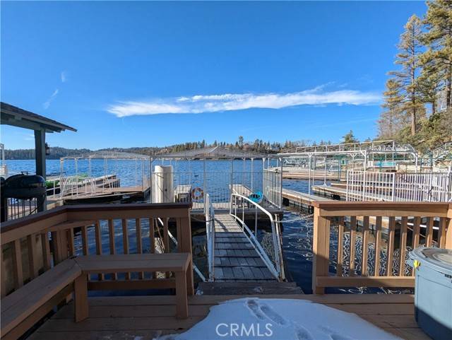 Lake Arrowhead, CA 92352,390 S390