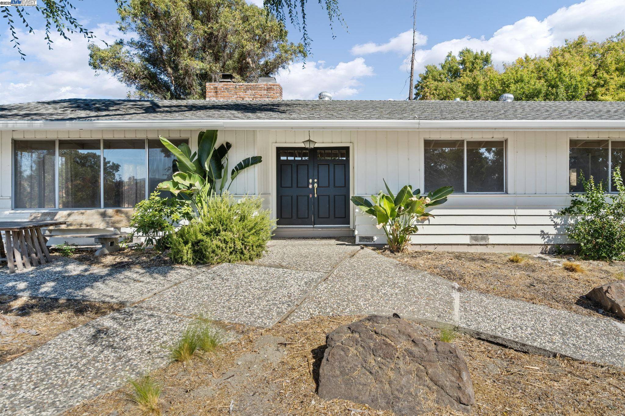 Diablo, CA 94528,2592 Caballo Ranchero Dr
