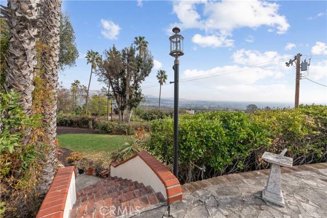 Santa Ana, CA 92705,11211 Vista Del Lago