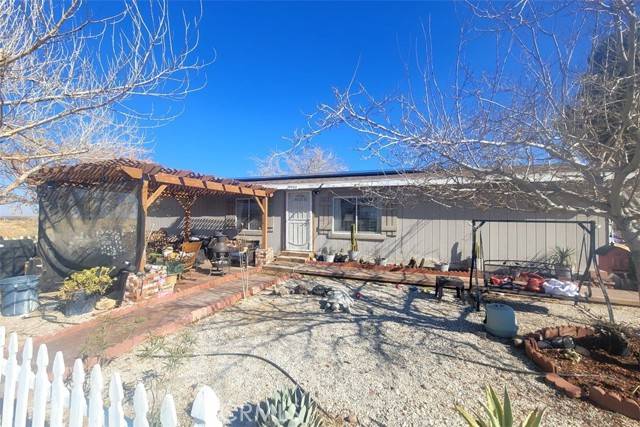 Adelanto, CA 92301,9902 Kay ST