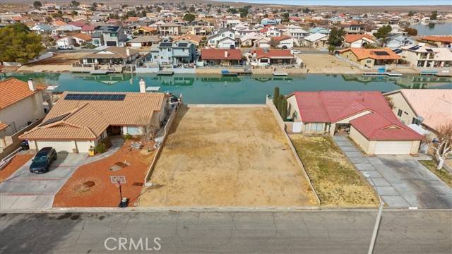 Helendale, CA 92342,26416 Catamaran LN