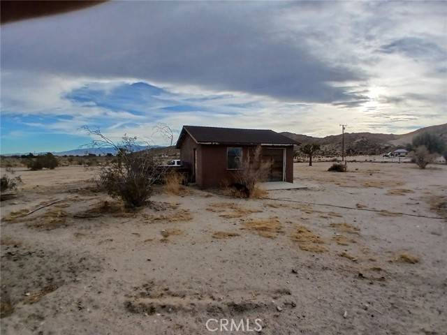 El Mirage, CA 92301,20273 Grey Mountain RD