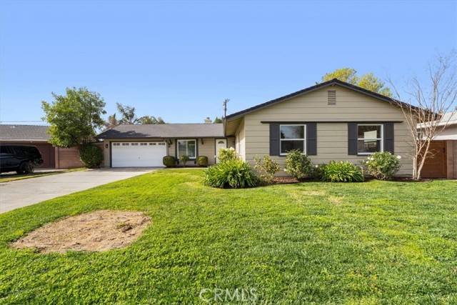 West Hills, CA 91307,7349 Sale AVE