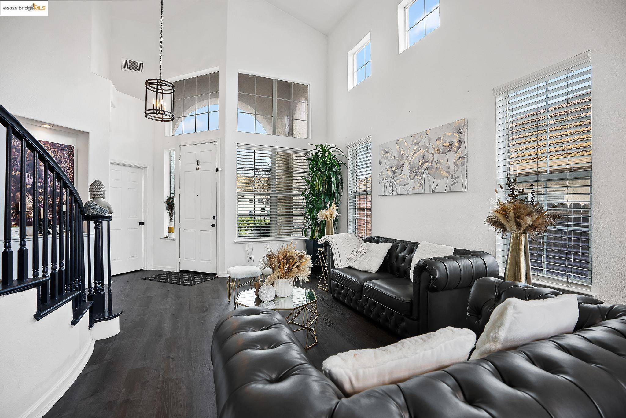 Antioch, CA 94509-6261,2105 Bedrock WAY
