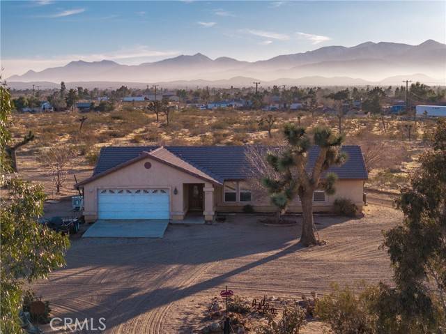 Phelan, CA 92392,10375 Olivine RD