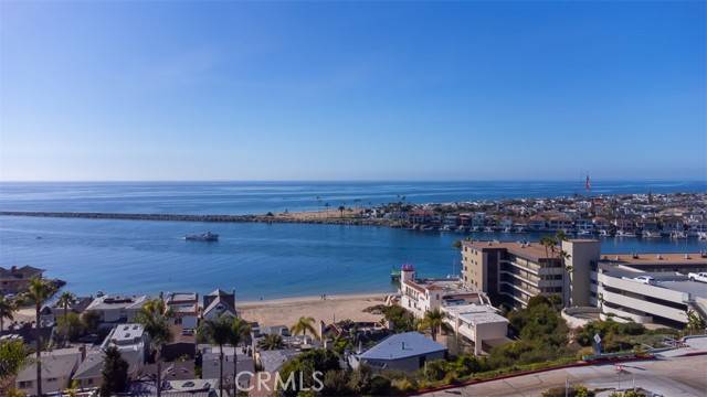 Corona Del Mar, CA 92625,2614 Ocean BLD