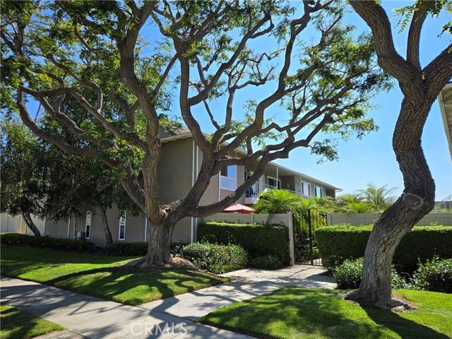 Newport Beach, CA 92660,1228 Rutland RD 6