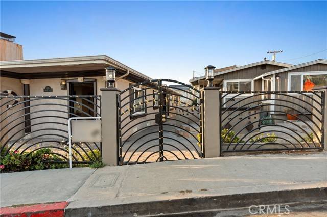 Laguna Beach, CA 92651,150 Cress ST