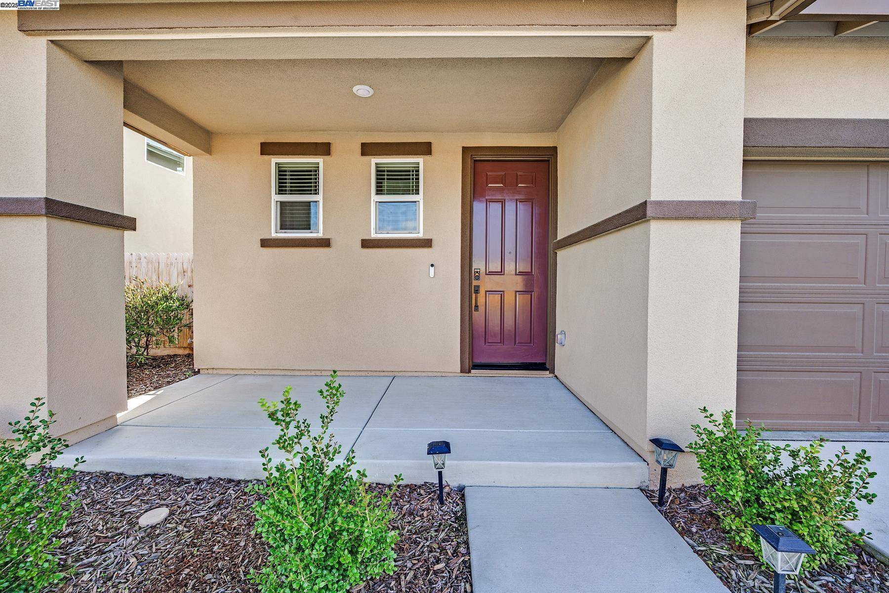 Manteca, CA 95377,3102 Feather Rd