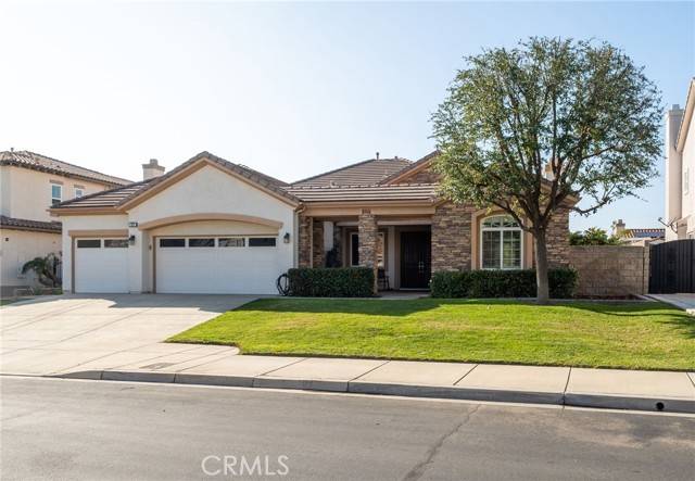 Highland, CA 92346,7672 Newman CT