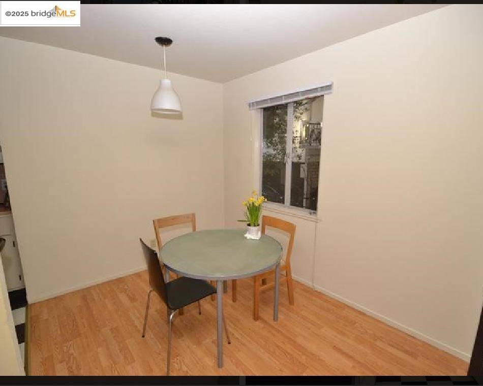 Berkeley, CA 94704,2636 WARRING ST 103