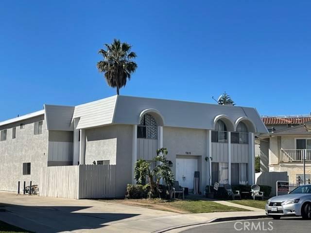 Huntington Beach, CA 92648,7812 Shaffer CIR 2