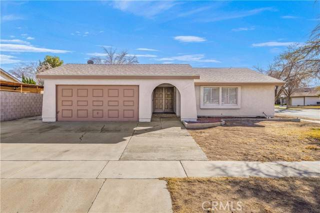 Palmdale, CA 93550,2704 E Avenue R3