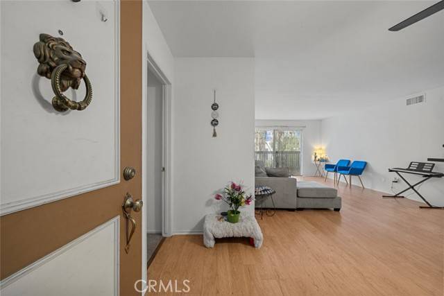 Valencia, CA 91355,23515 Lyons AVE 210