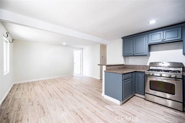 Riverside, CA 92507,1636 Mathews ST