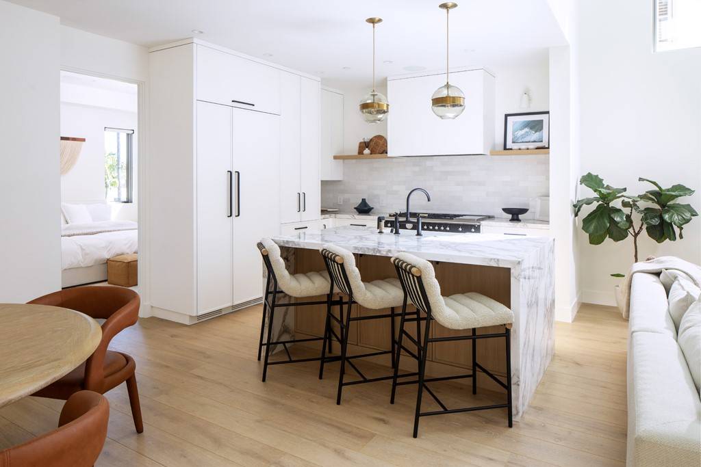 Corona Del Mar, CA 92625,506 Goldenrod B