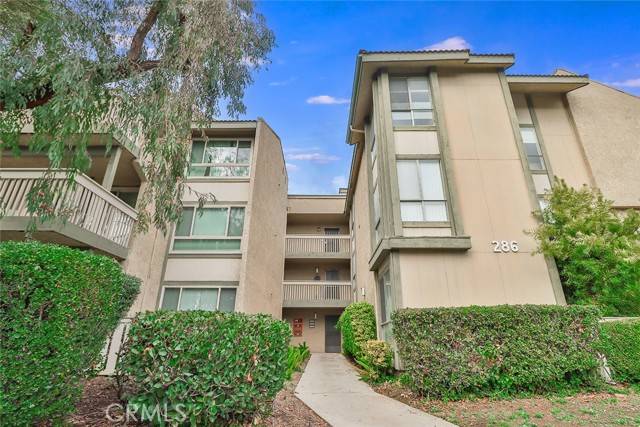 Thousand Oaks, CA 91360,286 Oak Leaf 24