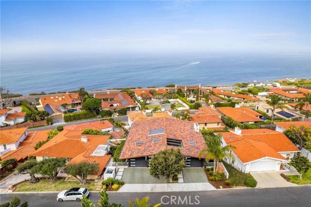 Palos Verdes Estates, CA 90274,569 Via Almar