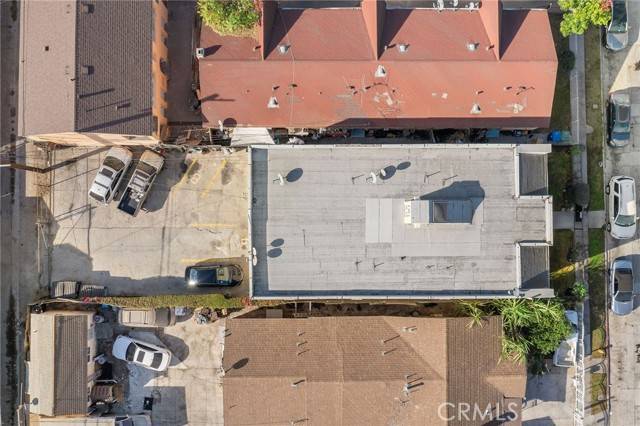 Los Angeles, CA 90044,932 W 74th ST
