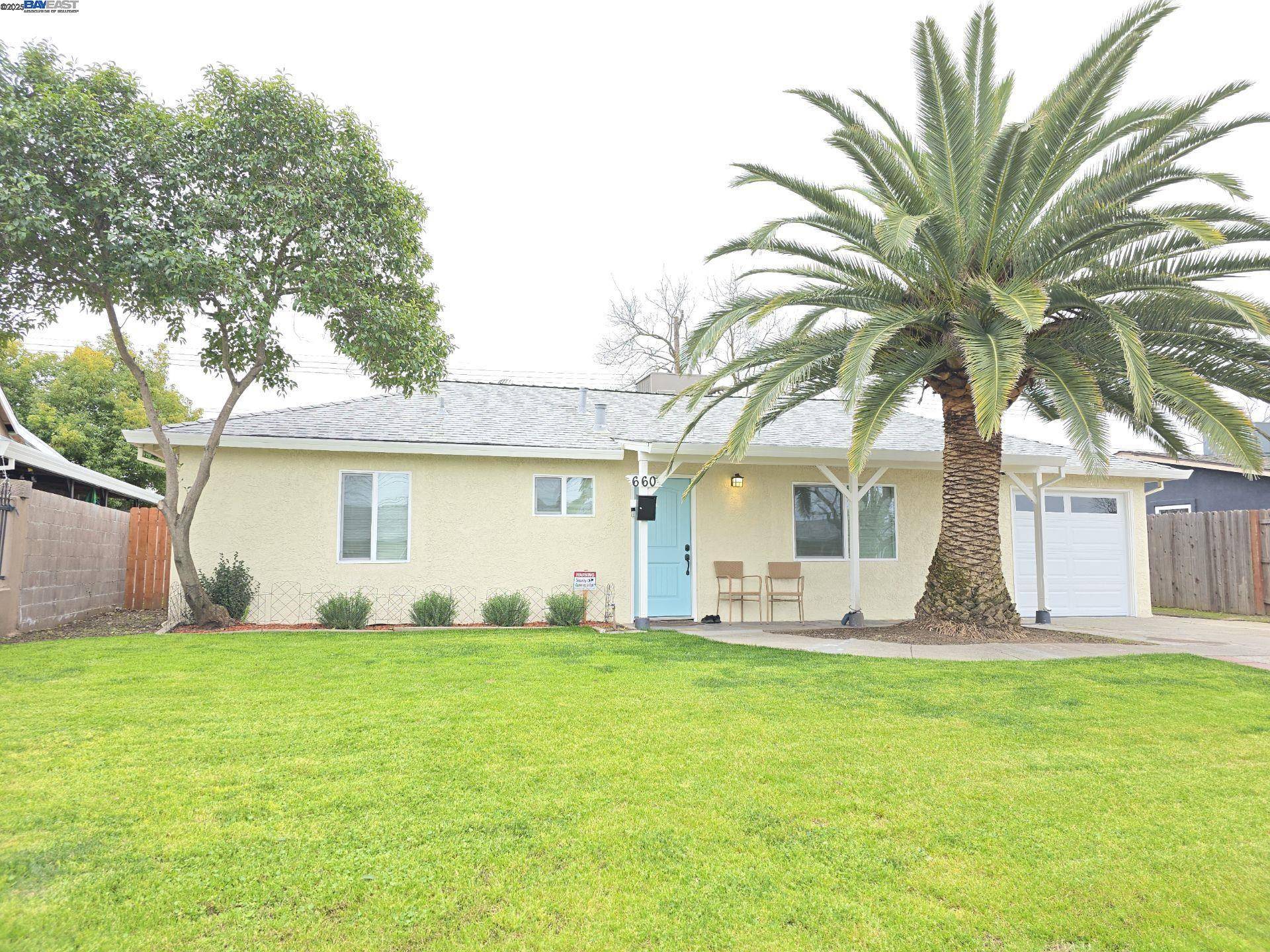 Sacramento, CA 95815,660 Acacia Ave