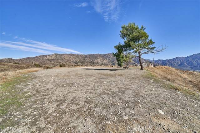 Sunland, CA 91040,9401 Tujunga Valley ST