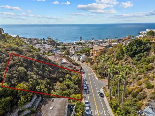 Laguna Beach, CA 92651,415 Nyes PL